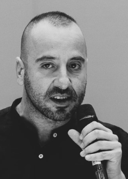 Τάσος Αργύρης